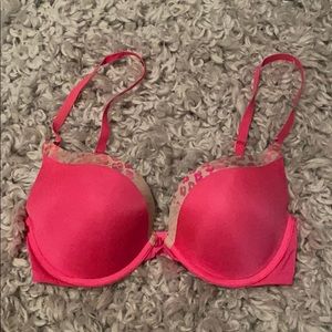 VS PINK BRA!